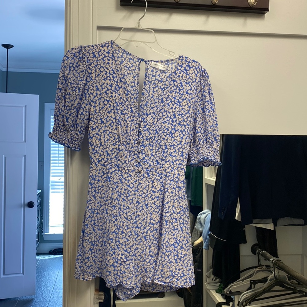 Floral romper. Lined.